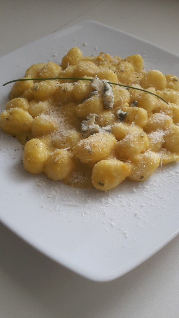 Gnocchi gorgonzola e peperoni