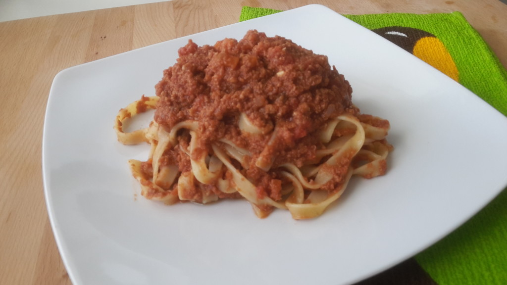 tagliatelle con sugo di carne macinata