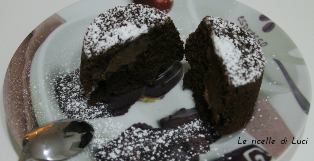 Tortini al cioccolato con cuore di Nutella