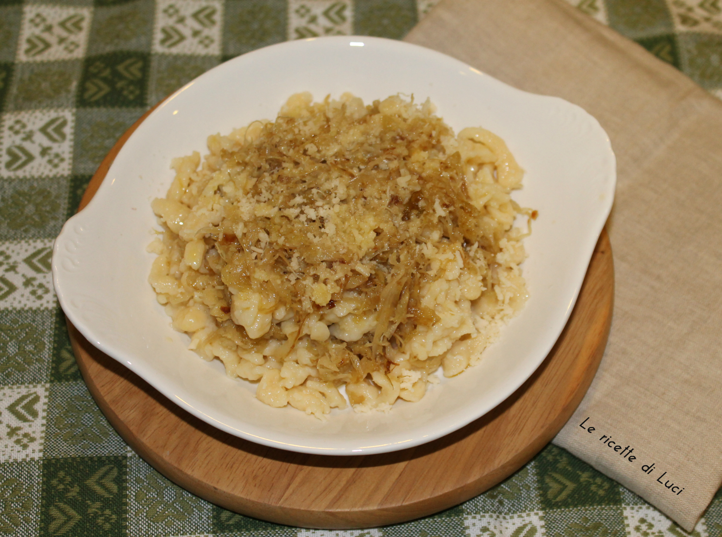 Spatzle con crauti e formaggio