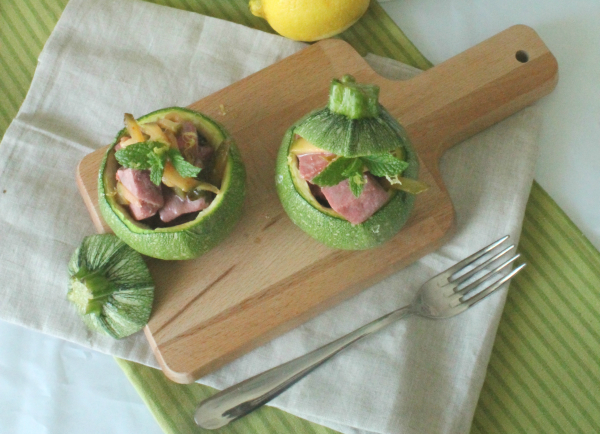 Zucchine rotonde con tonno e limone