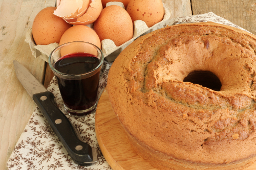 Ciambellone vino rosso e cannella