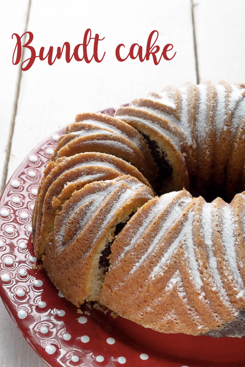 Bundt cake bicolore