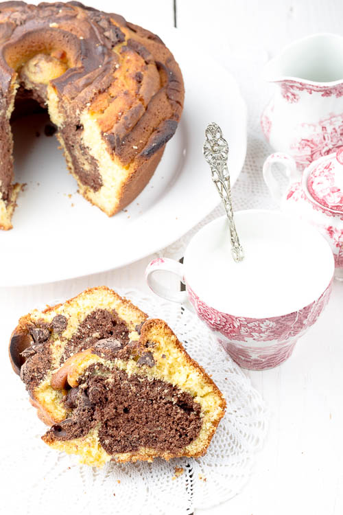 Ciambella mascarpone e cioccolato