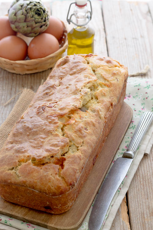 Plumcake salato con carciofi e yogurt greco