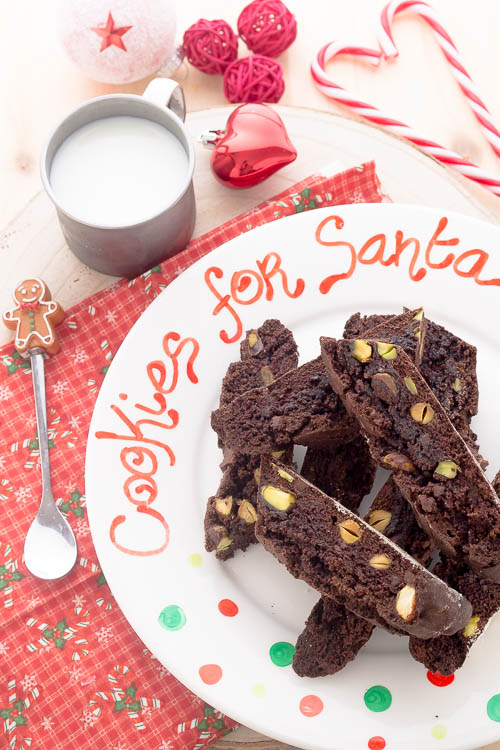 Biscotti al cioccolato e pistacchi